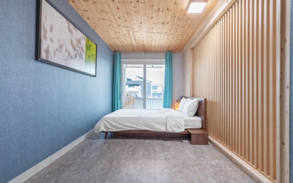 Фото Yangyang Vintage House Pension