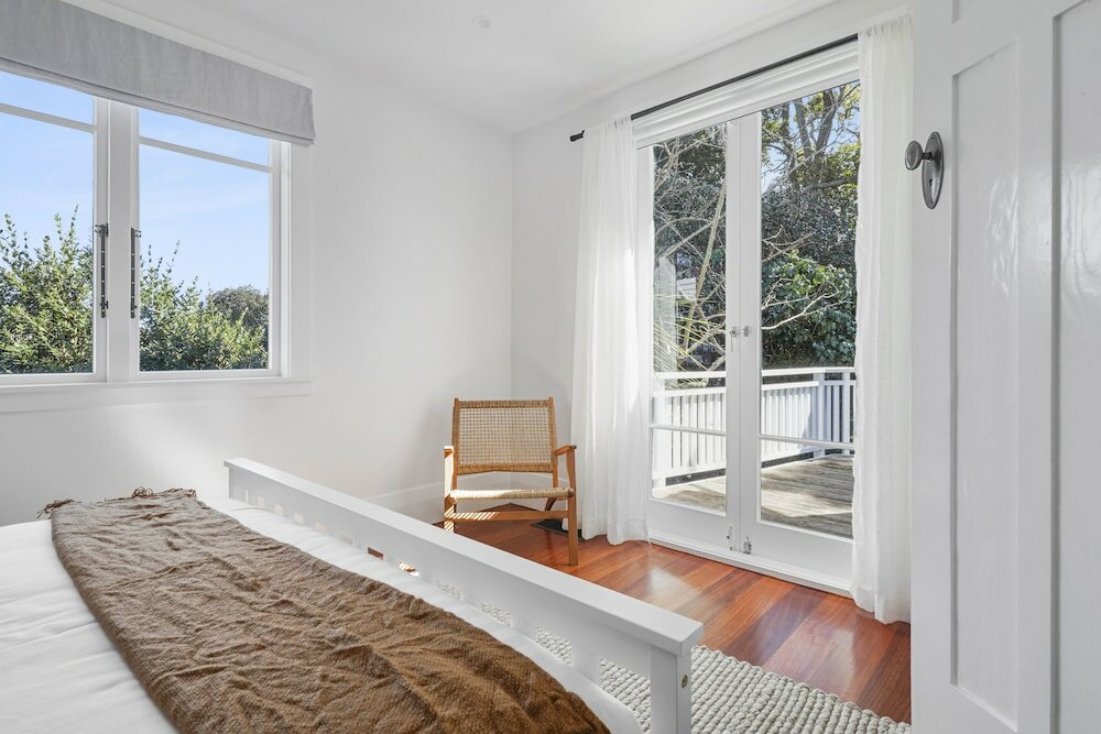 Фото Grey Lynn - Grandeur - Cafe Lifestyle