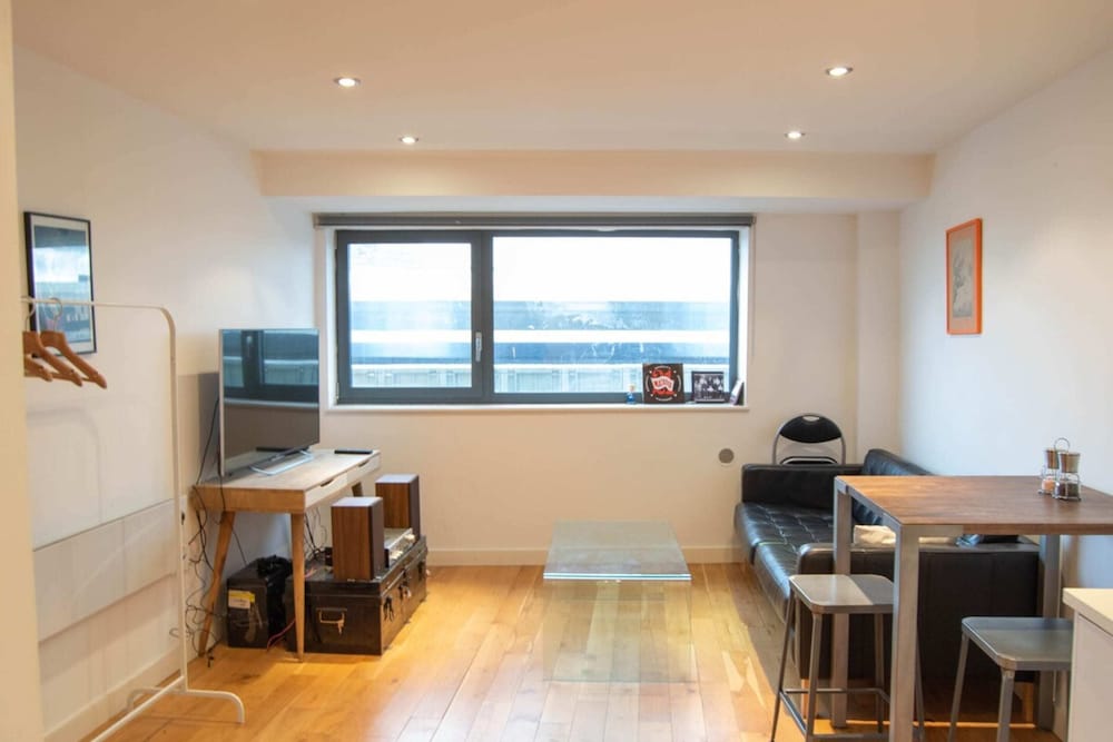 Фото Bright 1 Bed Flat in Bermondsey