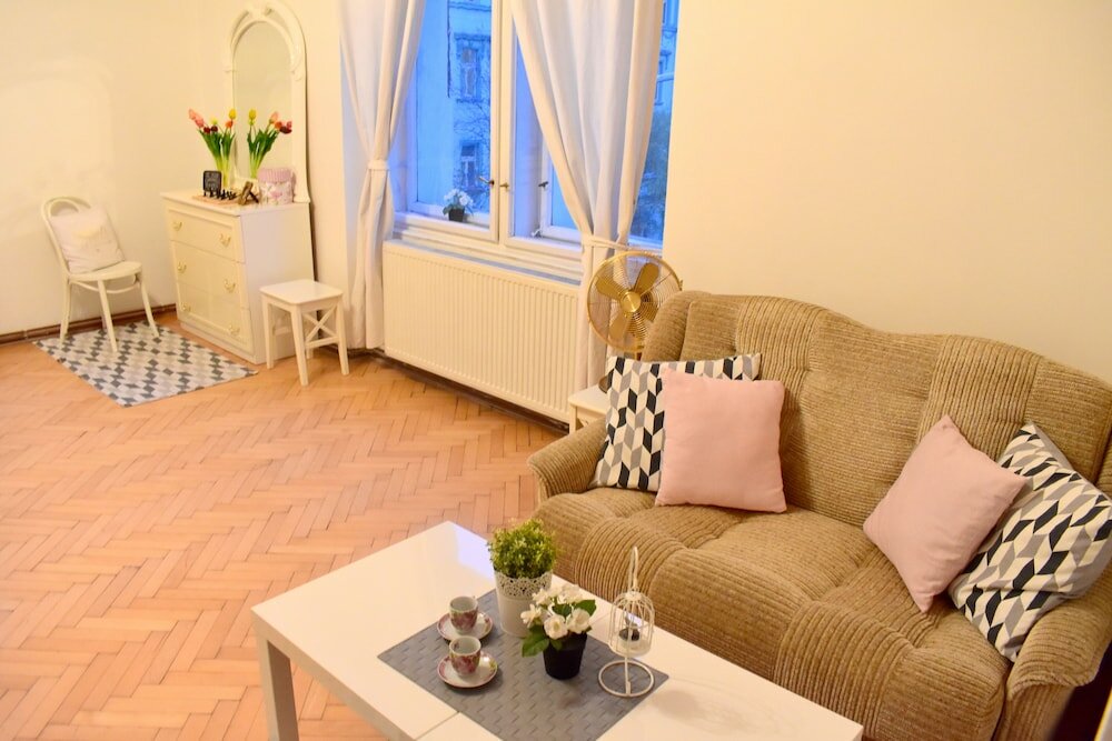 Фото Peaceful - Central residence home