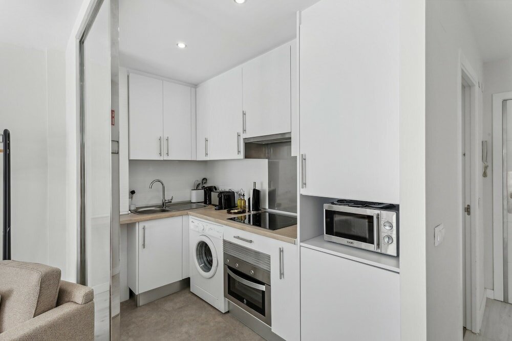 Фото Limehome Madrid Calle de la Paloma