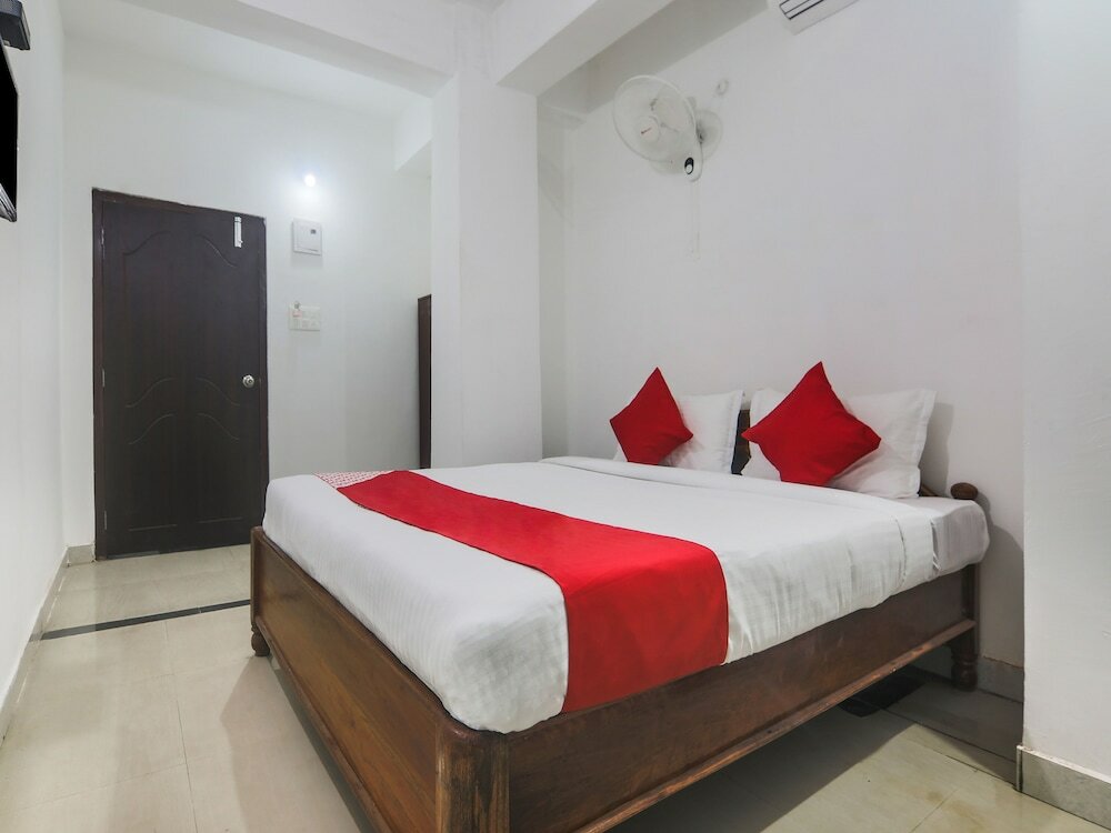 Фото Oyo Flagship 15828 Neexotica