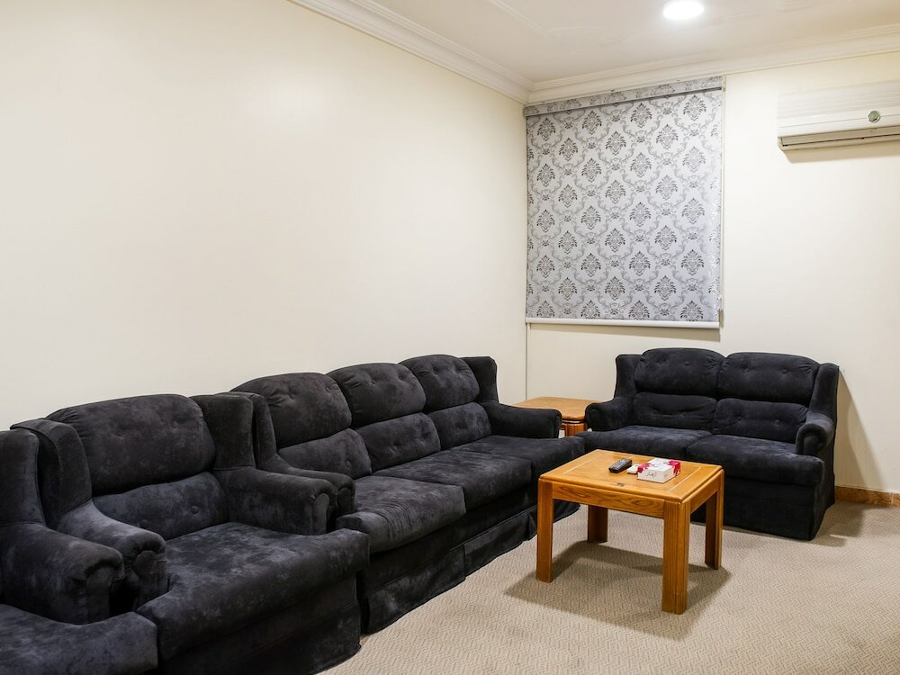 Фото Oyo 525 Rose Plaza1