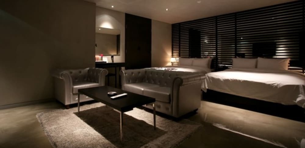 Фото Yeongdeungpo Nine