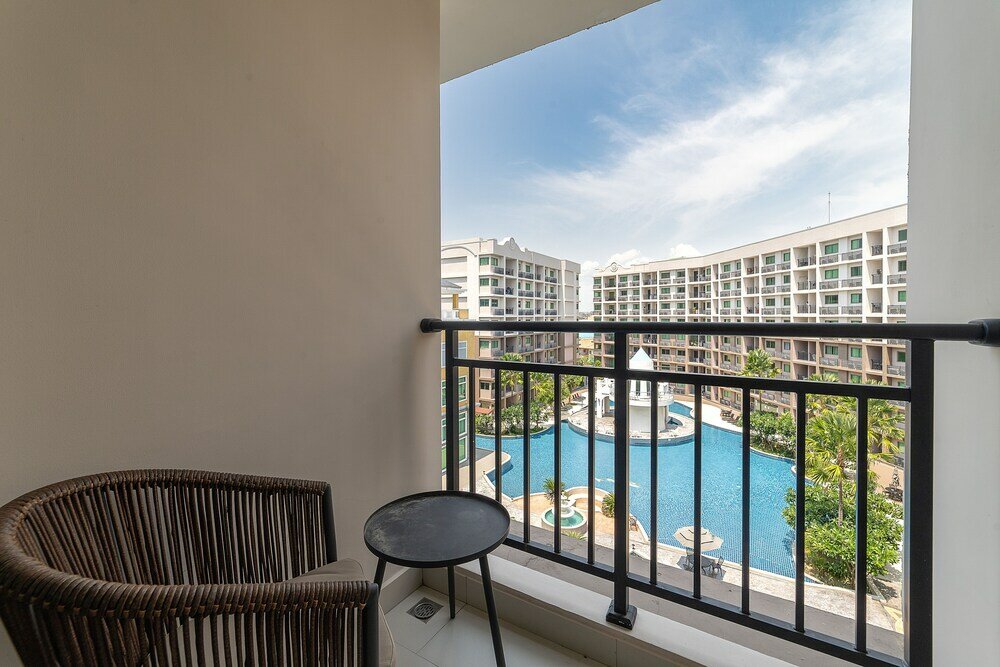 Фото Arcadia Beach Continental by Psr Asia