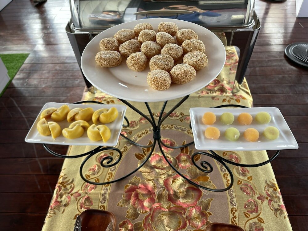 Фото Sky Gem Central Hotel