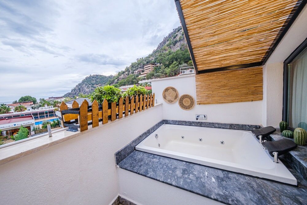 Фото Ölüdeniz Blu Luxury Unique Hotel