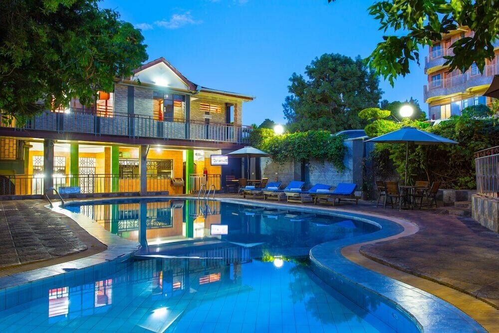 Фото отеля 1