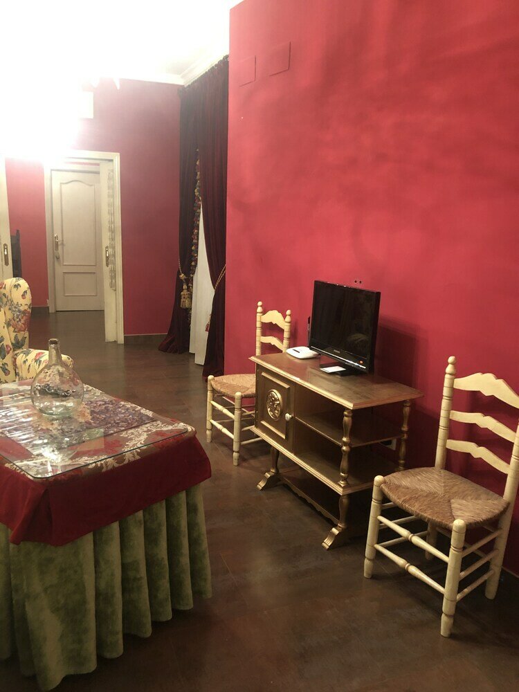 Фото Apartamento EN pleno centro de Marchena