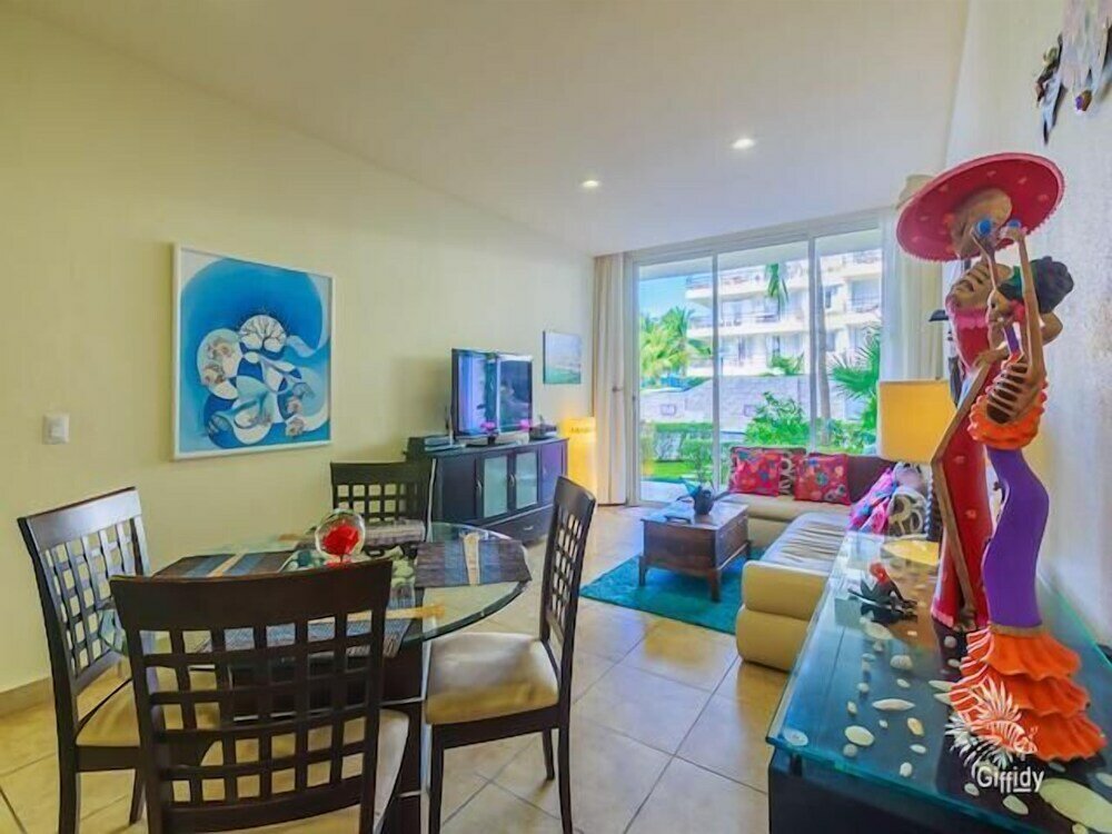 Фото Ixchel - Ground Floor One Bedroom Suite 2108