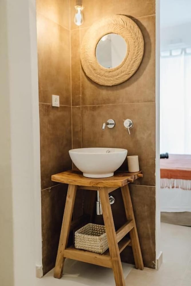 Фото Break For Two