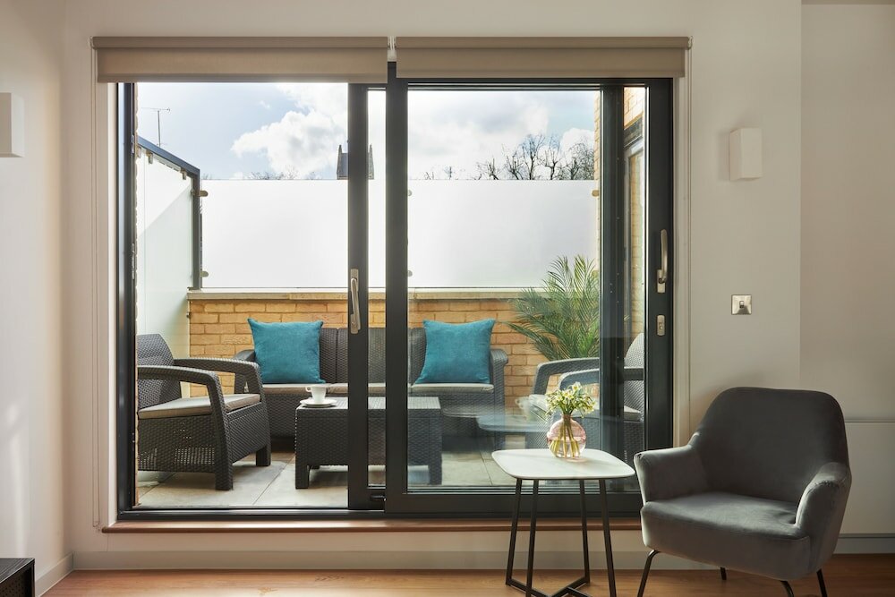 Фото Hammersmith Mews by Flying Butler