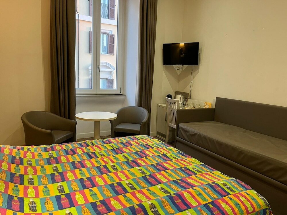 Фото Camere con vista sul Chiostro Di Michelangelo