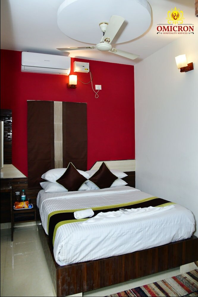Фото Omicron Hotel 1 Bhk Studio Rooms