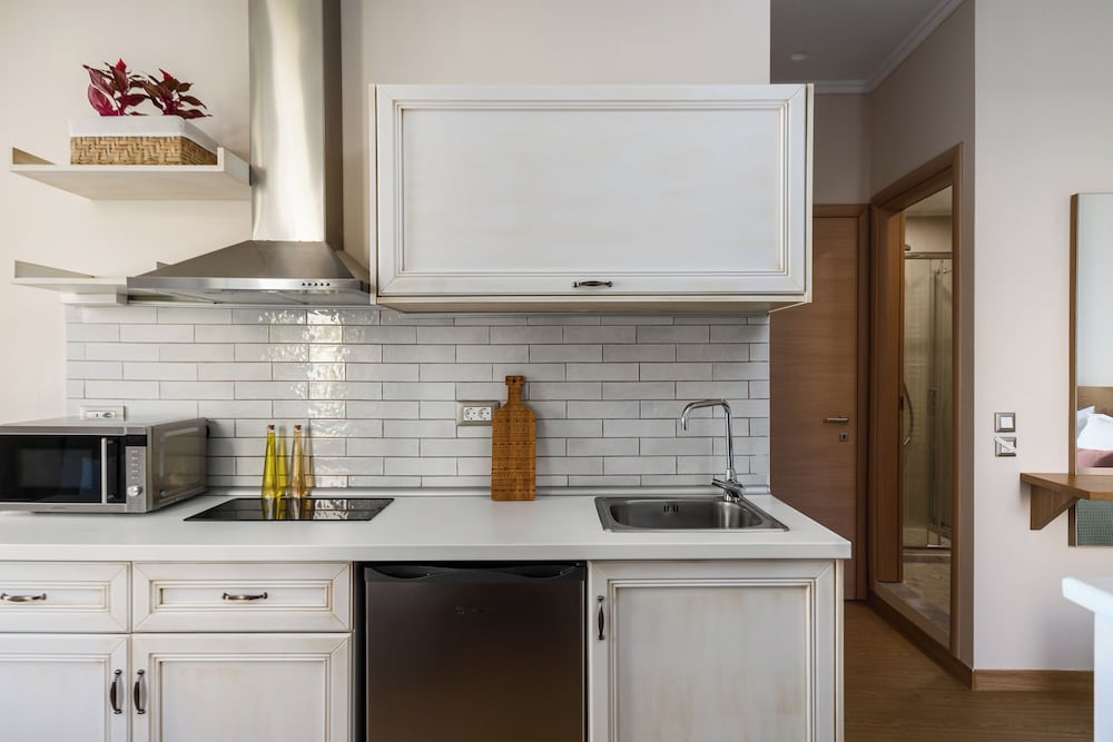 Фото Mouragia Luxury Seaview Suite by Konnect