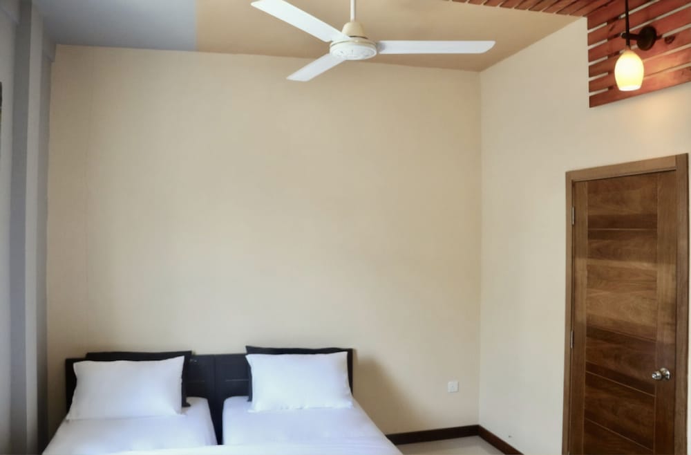 Фото Himeyn Beach Retreat