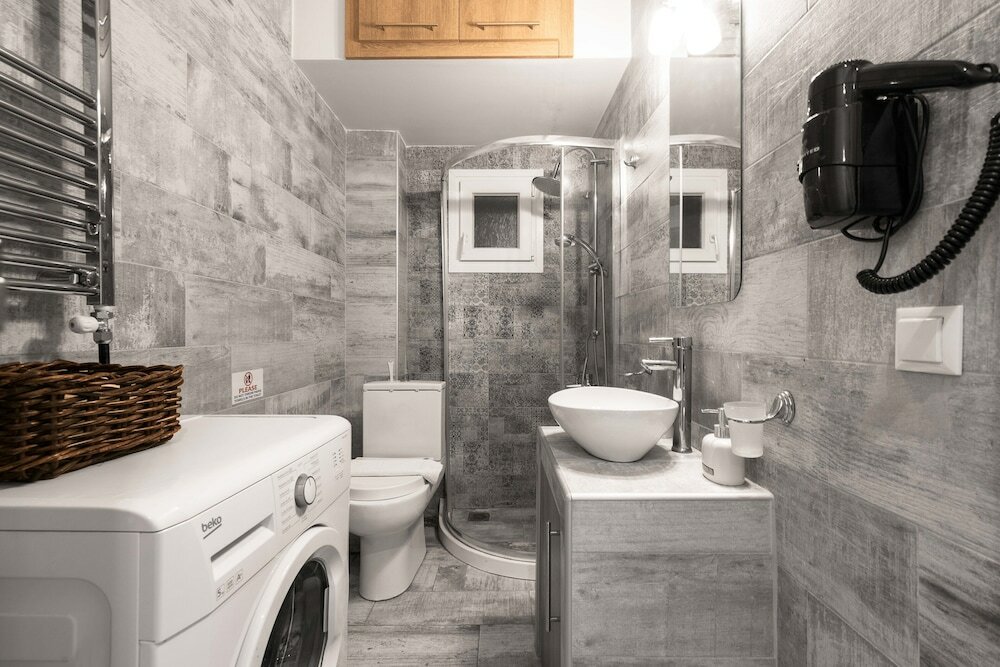 Фото Cosmopolitan Apartments Nilie Suites & Aprts