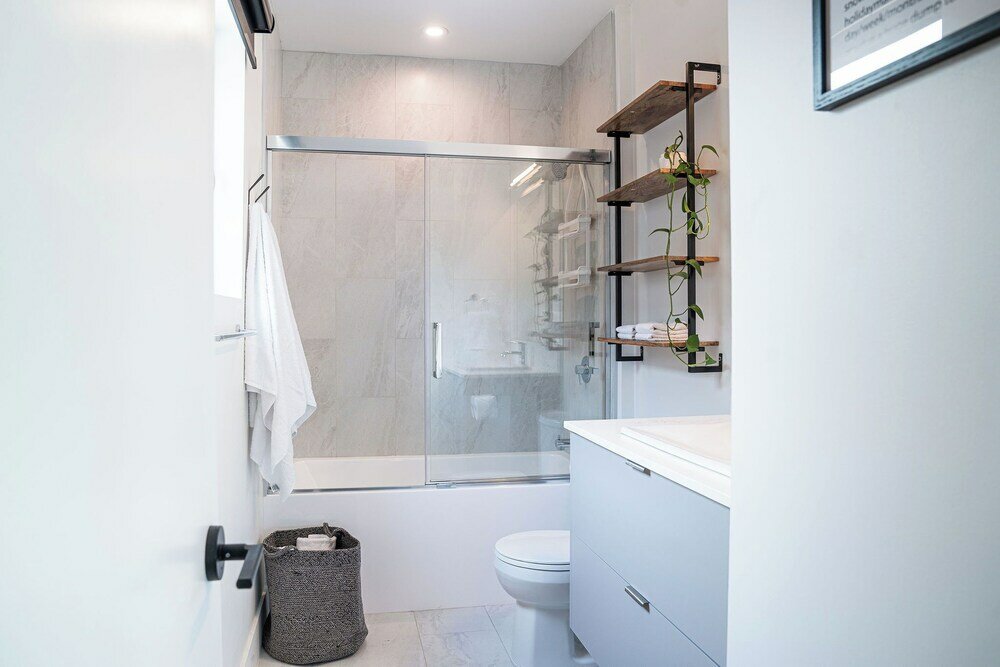 Фото Glades and Green by Revelstoke Vacations