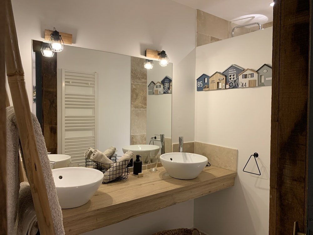 Фото L'école des Demoiselles