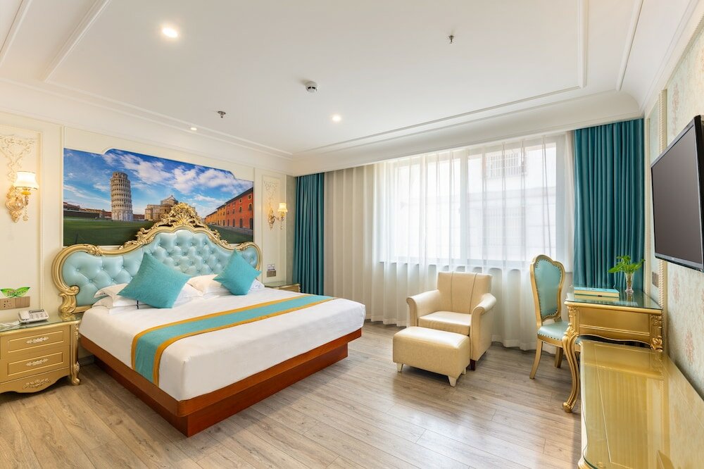 Фото YiWu Defeng Hotel