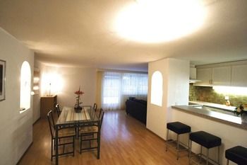 Фото Swiss Star Wiedikon