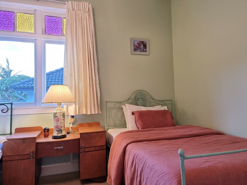 Фото 4 Bedroom Character House Papakura