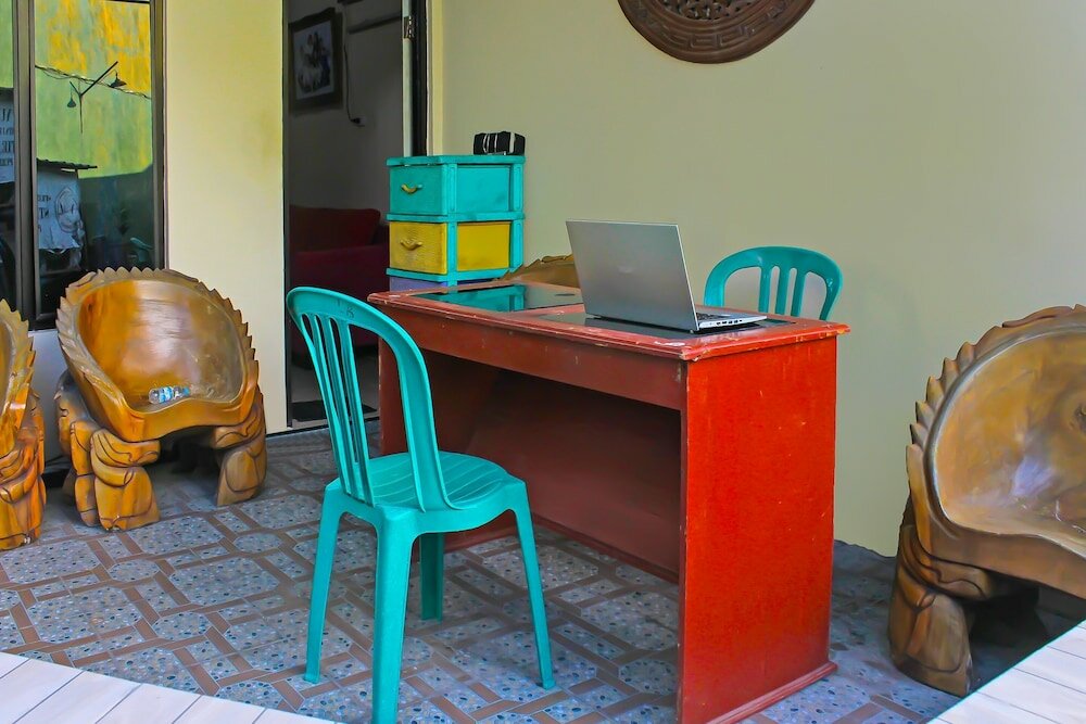 Фото Oyo 92593 Penginapan Sultan Haji 1