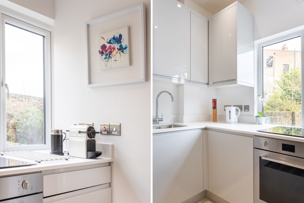 Фото Chalk Farm Artist's Apartment Camden