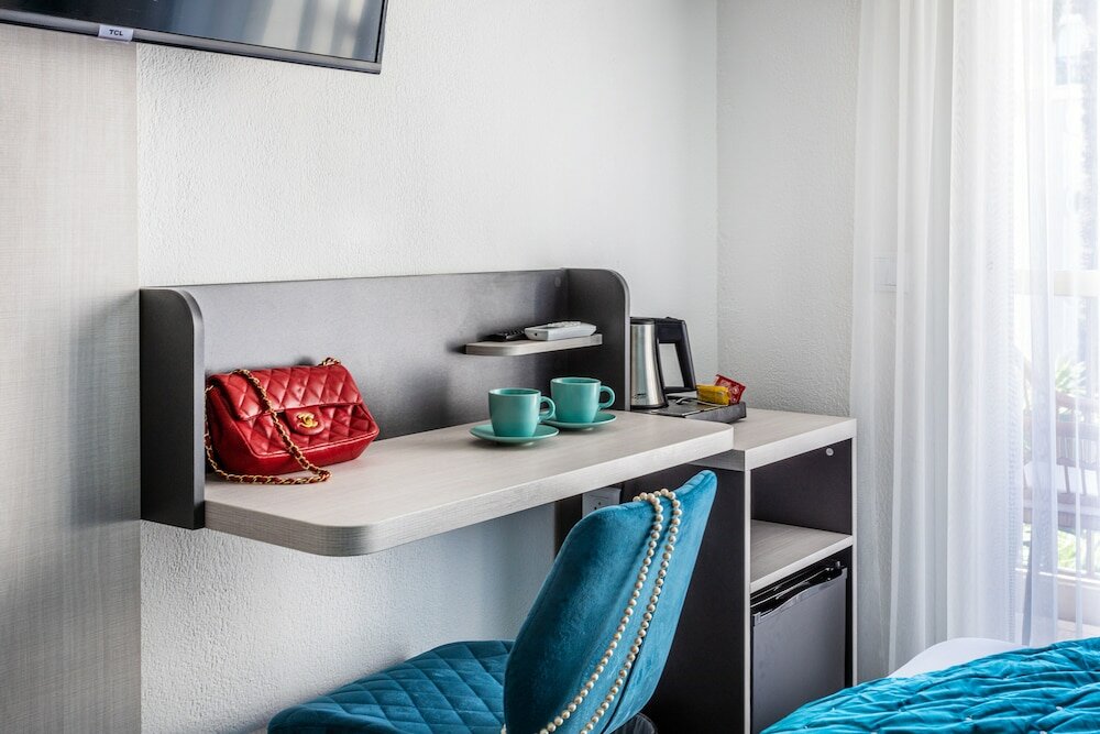 Фото Hotel Jardin Croisette