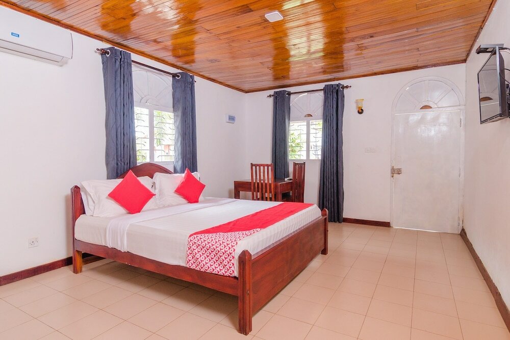 Фото Oyo 385 Sanri Villa Negombo