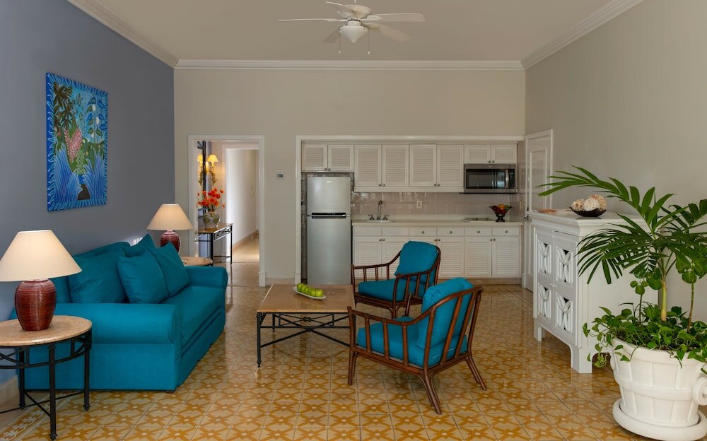 Фото Pueblo Bonito Emerald Bay Resort & SPA - All Inclusive