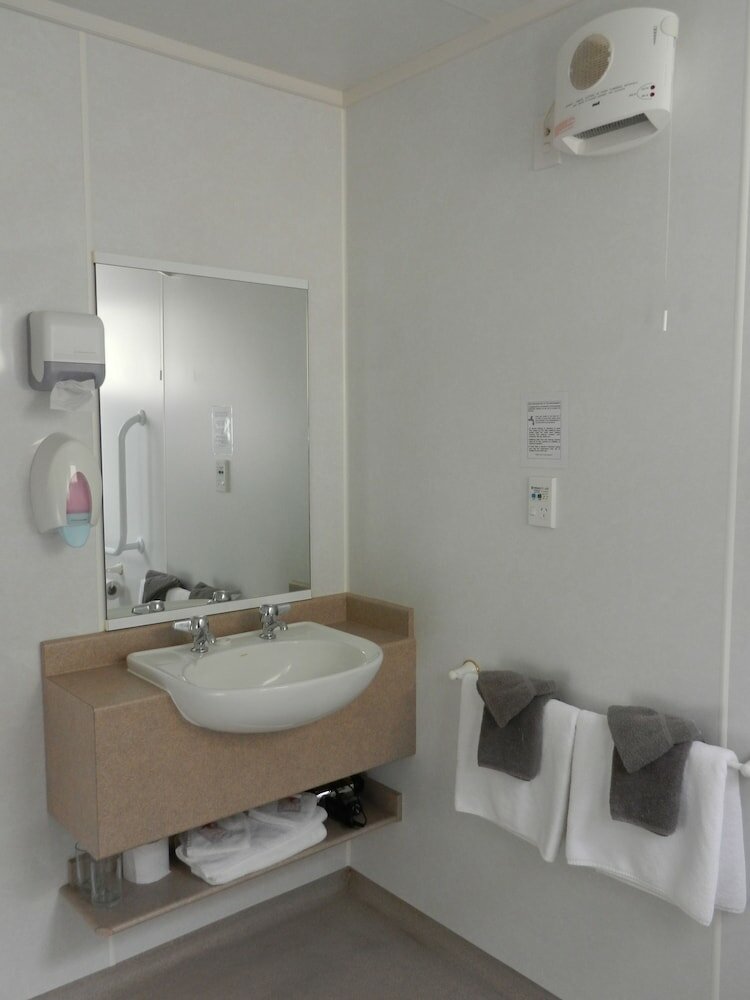 Фото Amber Court Motel