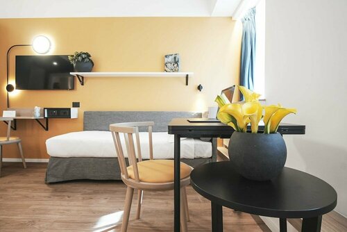 Гостиница Aparthotel Colombo Roma в Италии