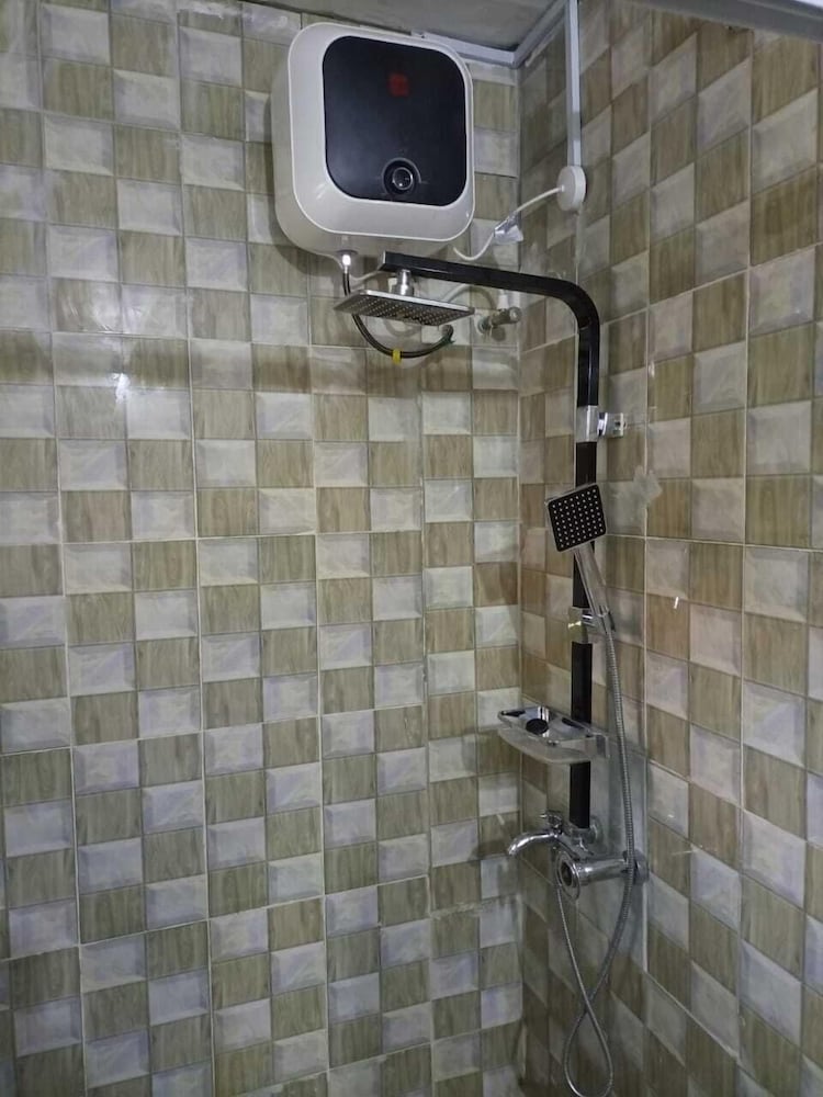 Фото Ajah Apartment & Suites