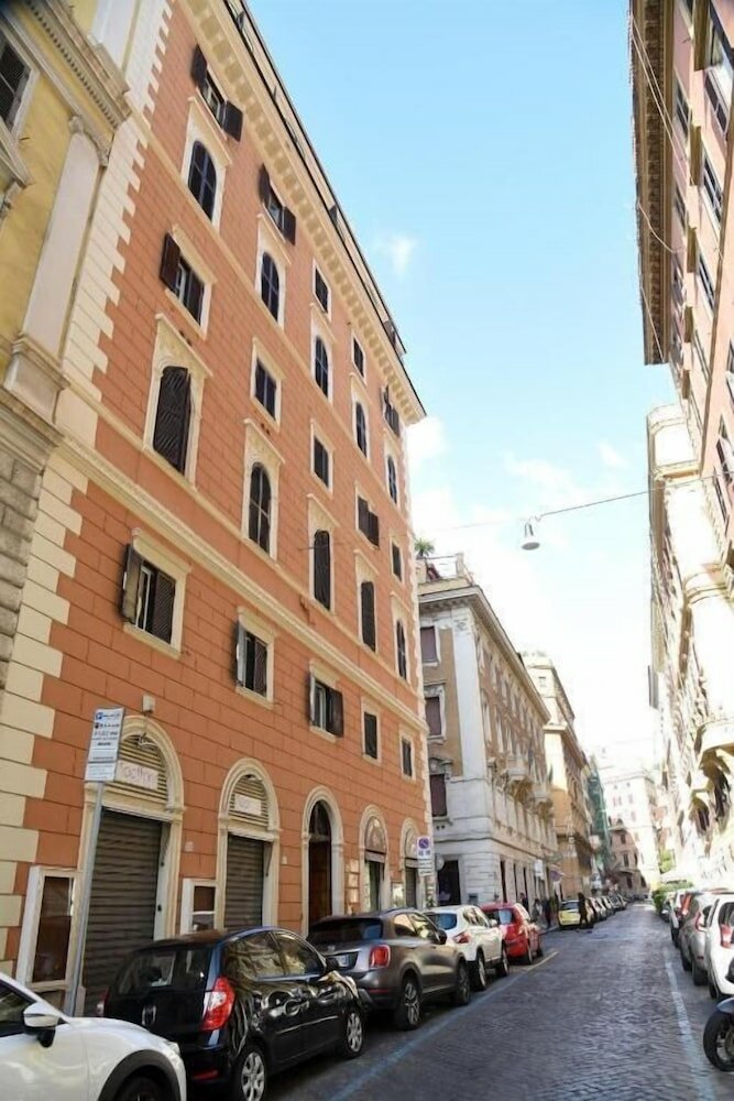 Фото Romalive Hotel