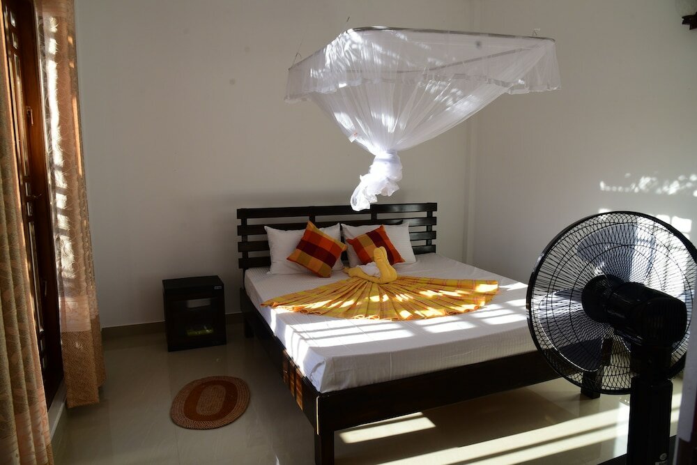 Фото The Paramount