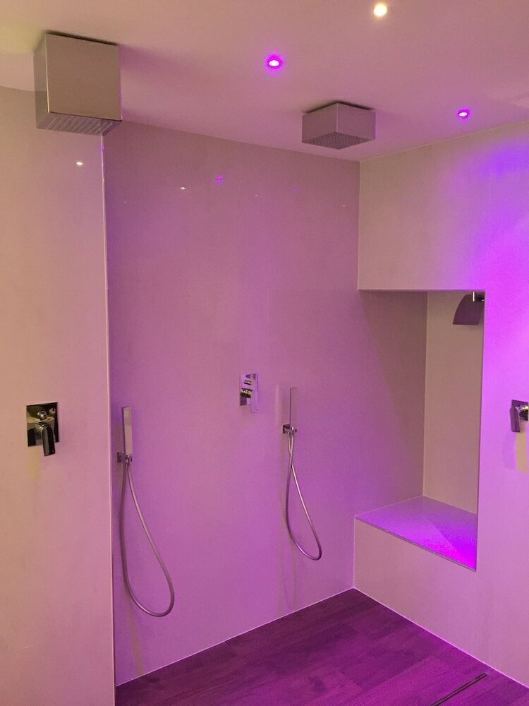 Фото Dc Collection Spagna