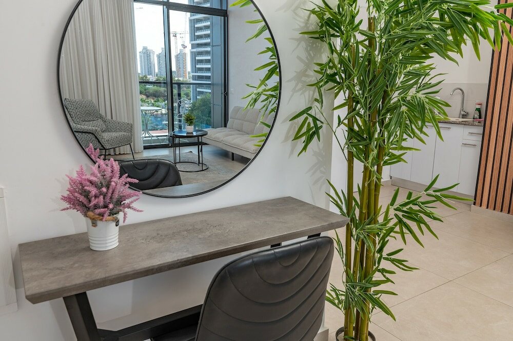 Фото Hi - Yam SeaView Apartments & Suites