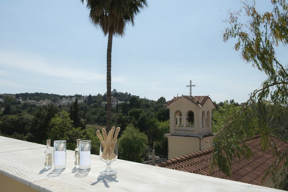 Фото Beautiful City Suites