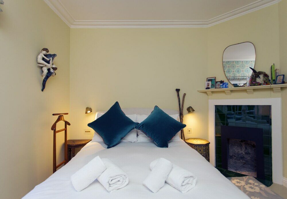 Фото Holland Park Luxury with Garden