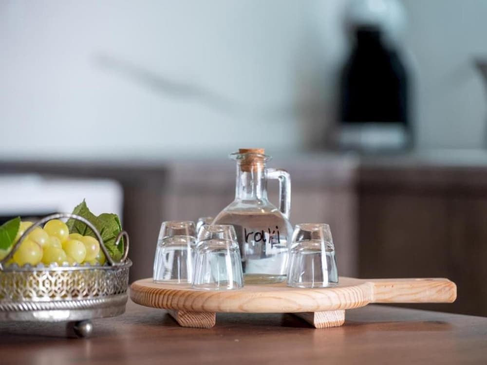 Фото Atalanti Seaside Junior Suites