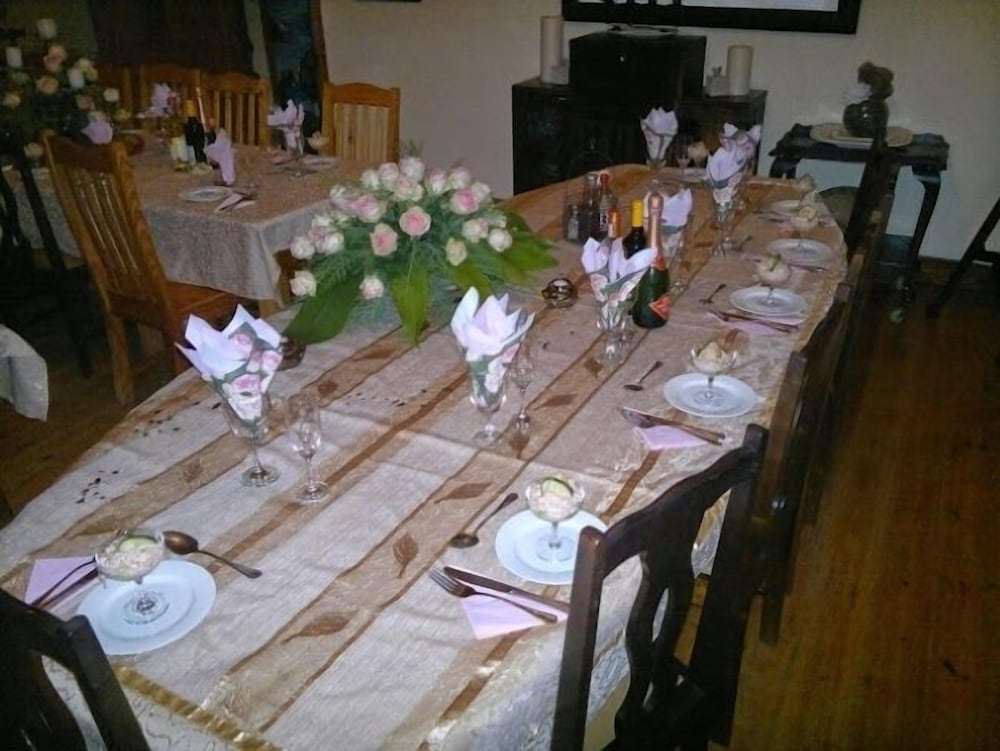 Фото Rosenhof Country Lodge