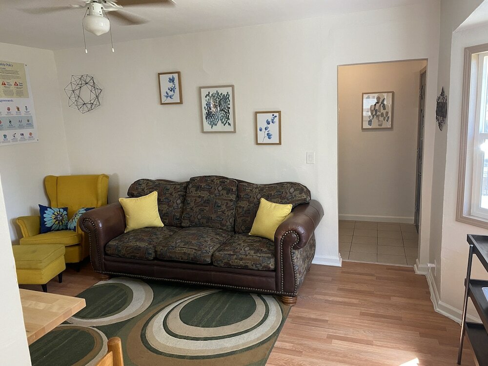 Фото Whole Family - Barrette - Hostel