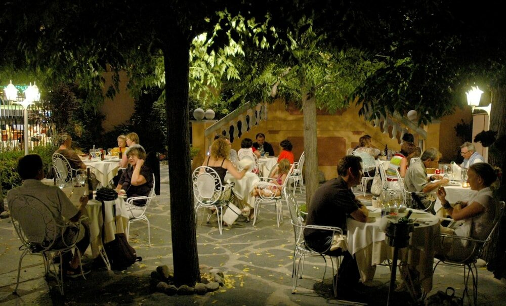 Фото Hotel Andria