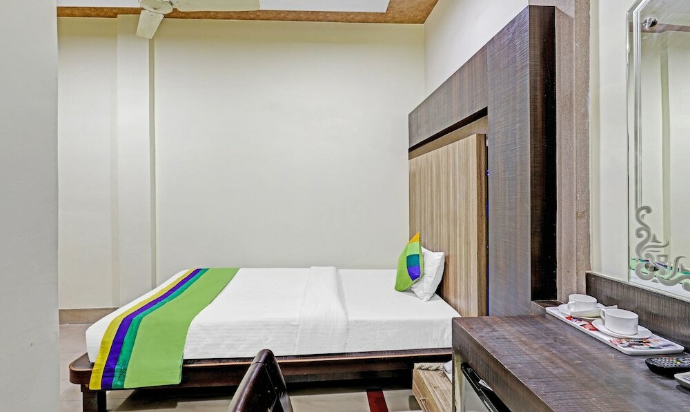 Фото Treebo Trend Apollo