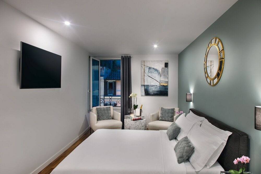 Фото Fellini Design Suites