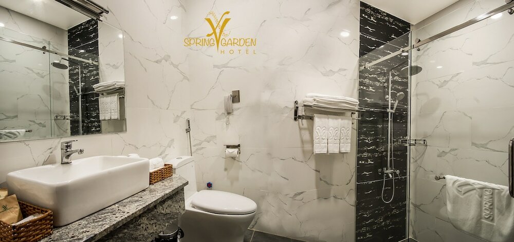 Фото Spring Garden Hotel