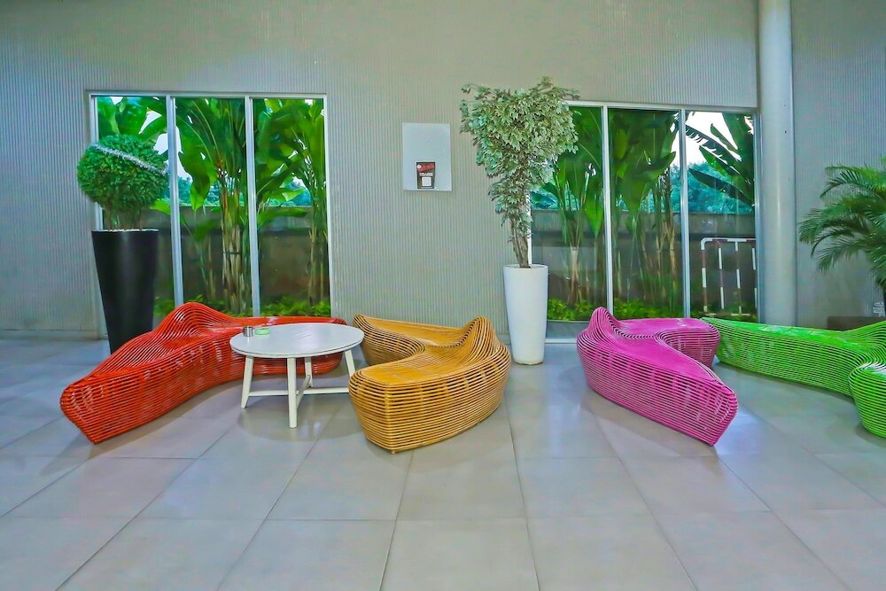 Фото Oyo 92306 Barata Hotel