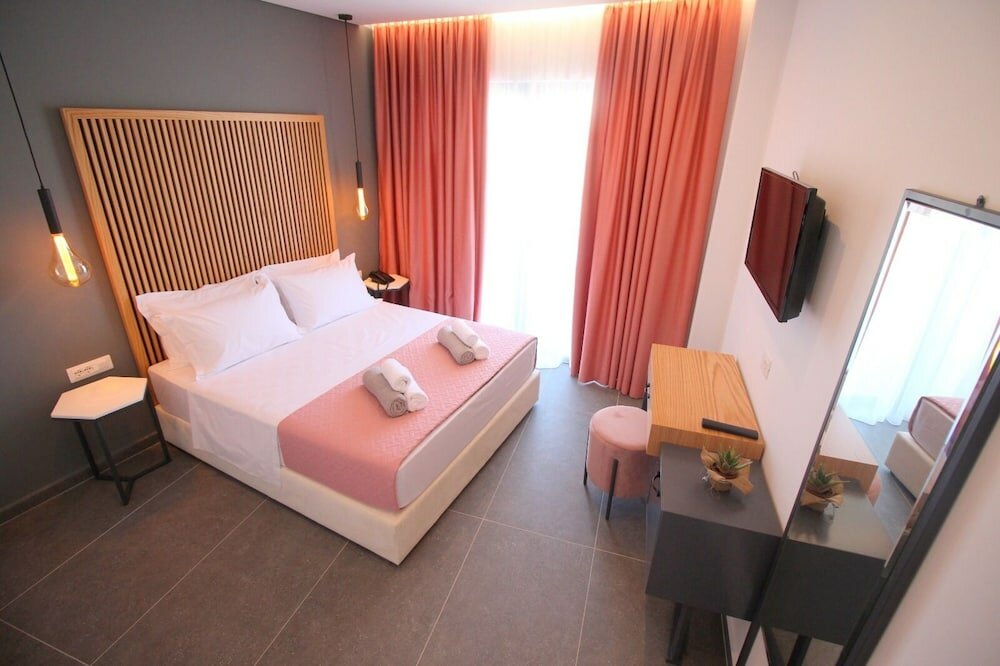 Фото Blue Eye Hotel