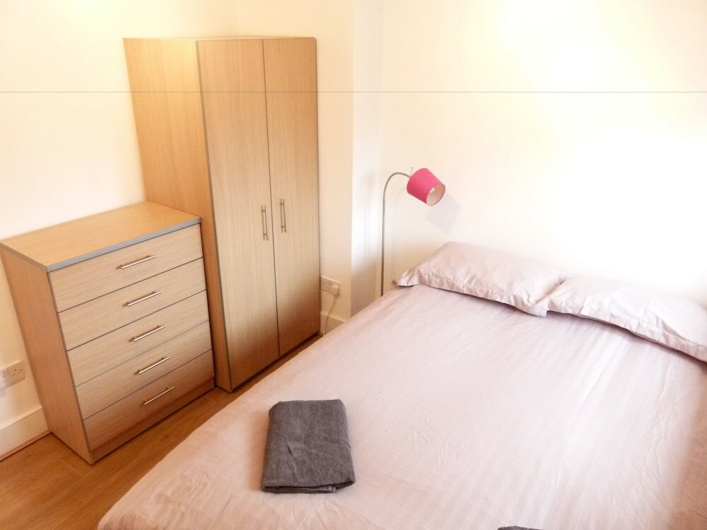 Фото Ss Property Hub - Family Apartment in Kensington